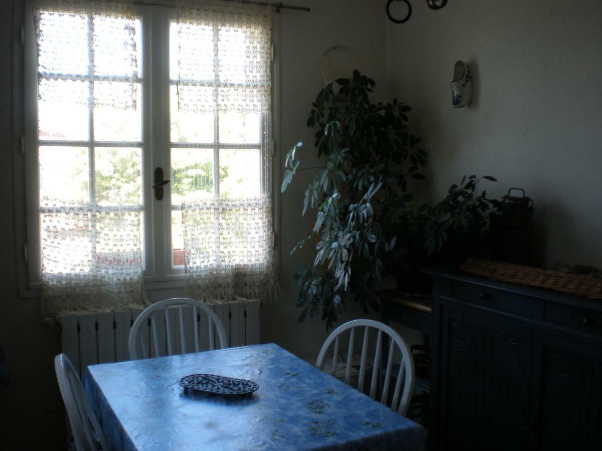 Appart Amande Des Amandeirets Chateauneuf-les-Martigues Exterior photo
