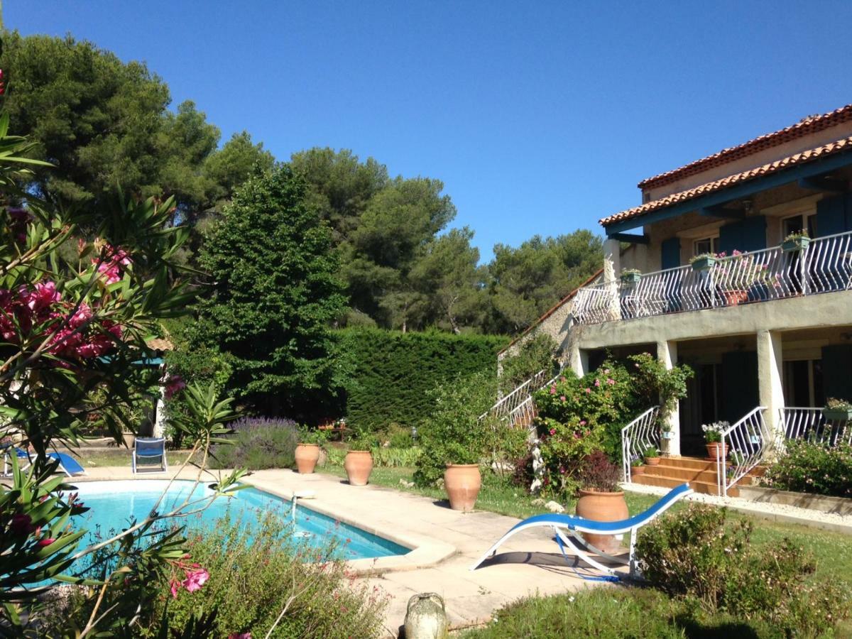 Appart Amande Des Amandeirets Chateauneuf-les-Martigues Exterior photo